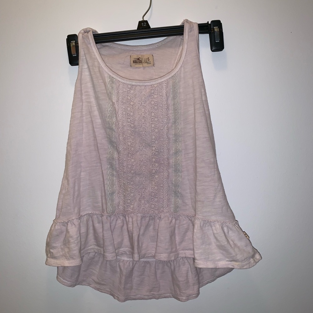 Light pink tank top with beautiful flower design